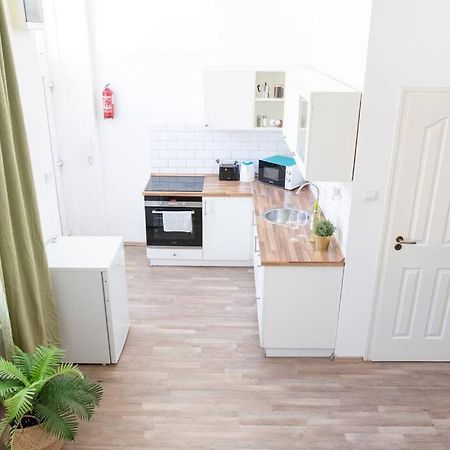 N28 Studio Next To Andrassy Boulevard. Будапеща Екстериор снимка